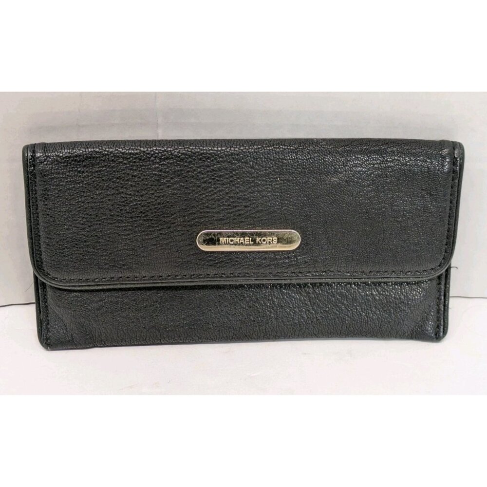 Michael Kors Slim Wallet Black Snap Closure Credit Card Slots Zipper Coin Pocket